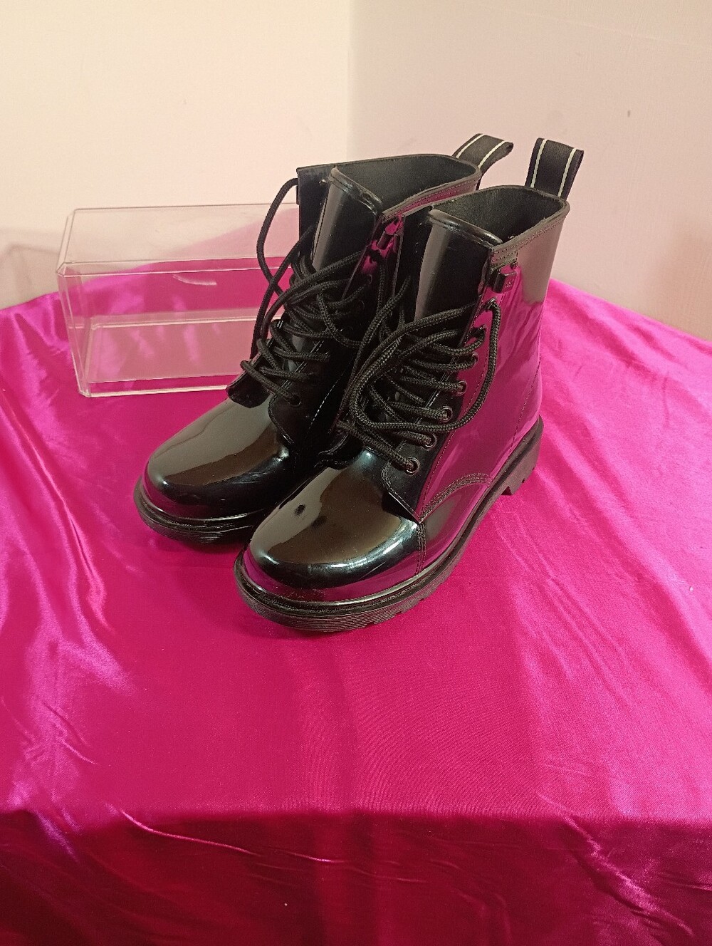 Michael Kors Womens SZ 7 Black Patent Leather Combat Ankle Boots Lace-Up
